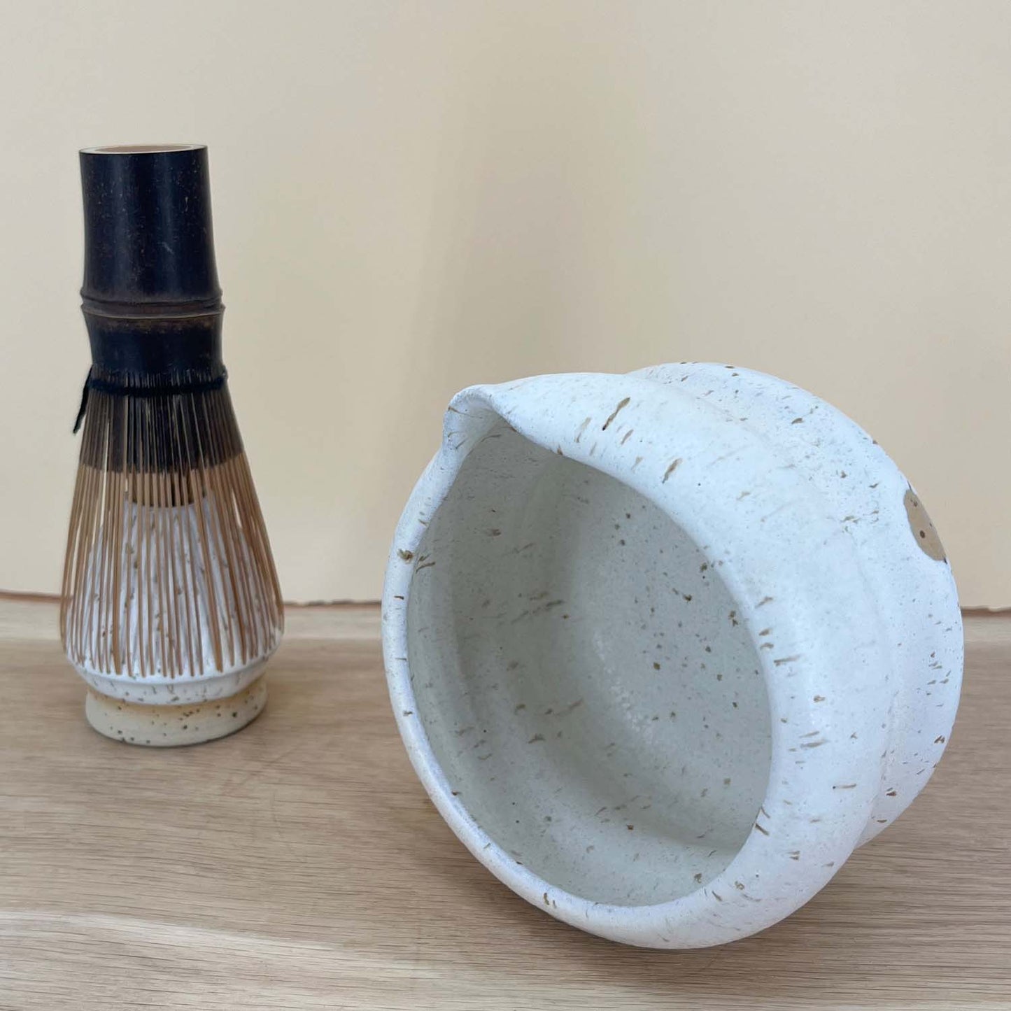 Handgemachte Matcha Schale - Creme weiß